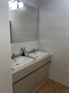 Refurbished Executive Toilets Sink