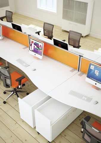 Coloured-Acrylic-Office-Desk-Partition-In-Office-Set-Up