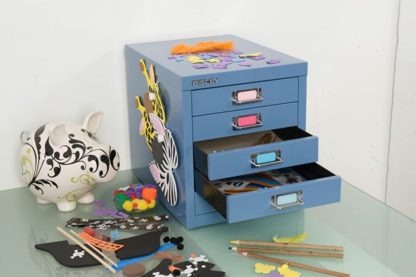 Bisley-Multidrawers-Personalized-Desk-Storage