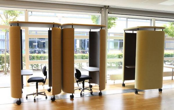 InnoPod-Ocee-Mobile-Sound-Abosrbing-Office-Units