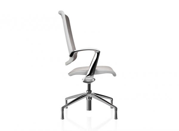 Trinetic Task Chair Side View